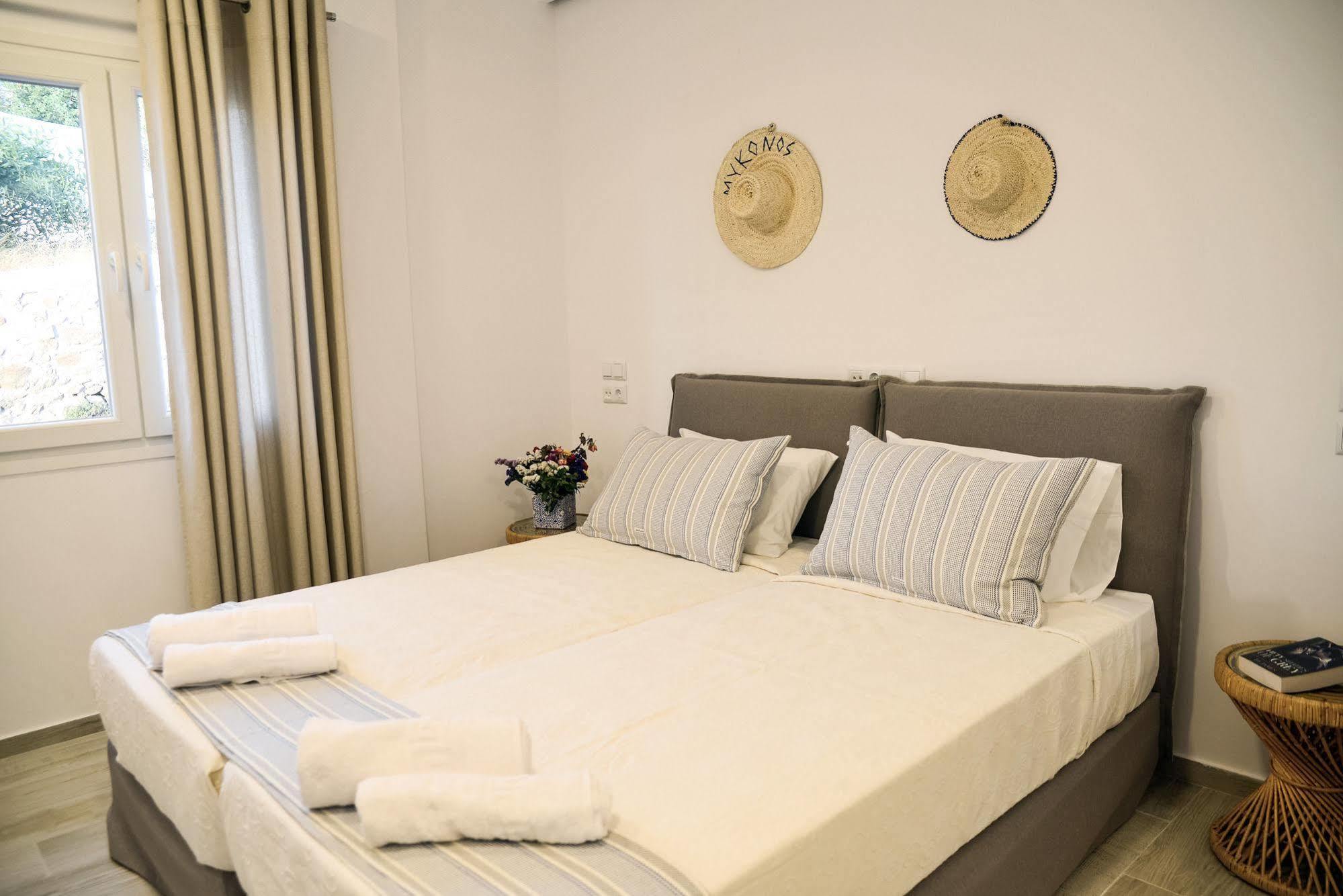 Dimele Rooms & Studios Mykonos Town Екстер'єр фото
